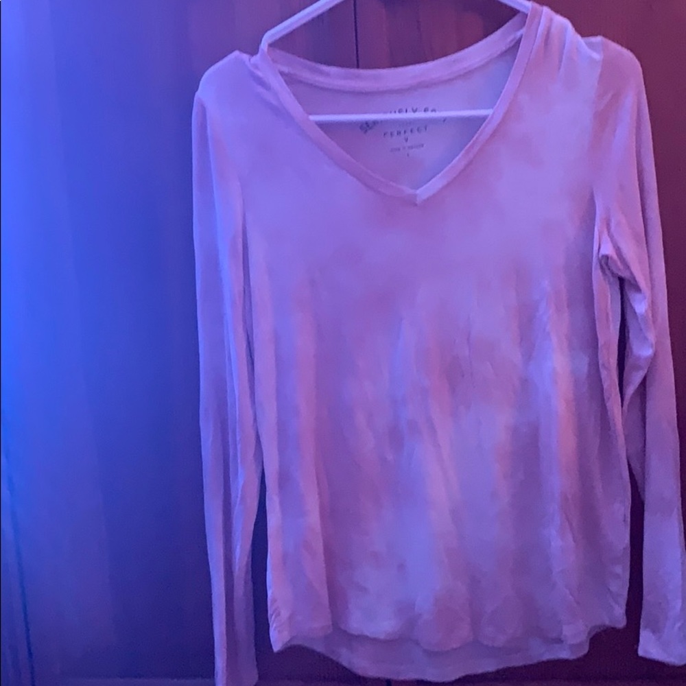 brand new aero v neck